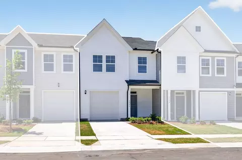 3306 Bailey Lk, Fuquay-varina, NC 27526