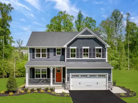 1001 Hoke Dr, Cecil, PA 15057