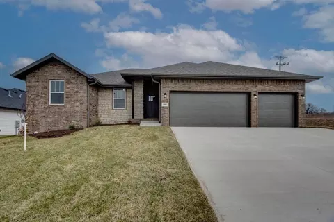 576 N Bryan Ave, Rogersville, MO 65742