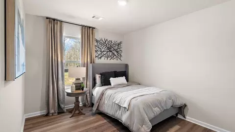 Bedroom - 340 Cedar Crest Dr, Pearl, MS 39208 photo 6 of 6
