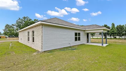 Exterior - 340 Cedar Crest Dr, Pearl, MS 39208 photo 4 of 8