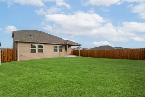 2204 Briarbrook Dr, Denton, TX 76207
