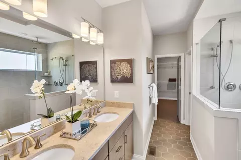 Bath - 30 Morris St, Springboro, OH 45066 photo 1 of 3