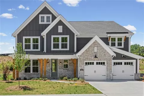 150 Hidden Fields Way, Hoschton, GA 30548