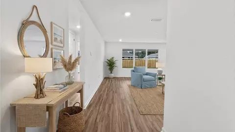 Entry Way - 101 Mulberry Dr, Lucedale, MS 39452 photo 2 of 4