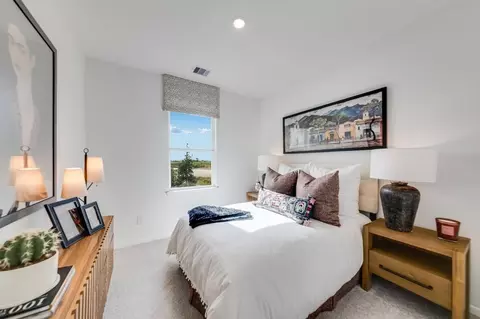Bedroom - 727 Willow Grove Ln, Rosenberg, TX 77471 photo 18 of 19
