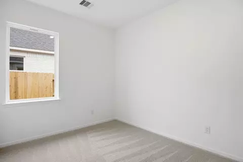 Bedroom - 727 Willow Grove Ln, Rosenberg, TX 77471 photo 6 of 19