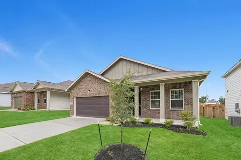 Exterior - 1217 James St, Howe, TX 75459 photo 1 of 5