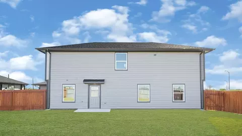Exterior - 1004 Switchgrass Ct, Sealy, TX 77474 photo 5 of 6