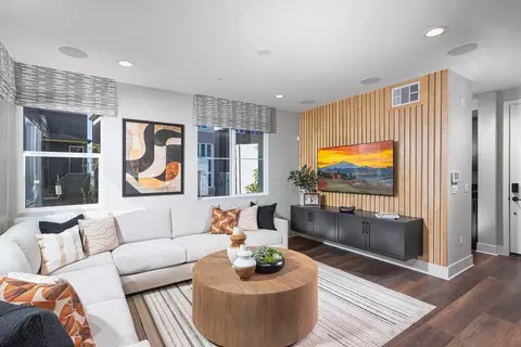 Living - 301 Triangular Rd, San Marcos, CA 92078 photo 1 of 2