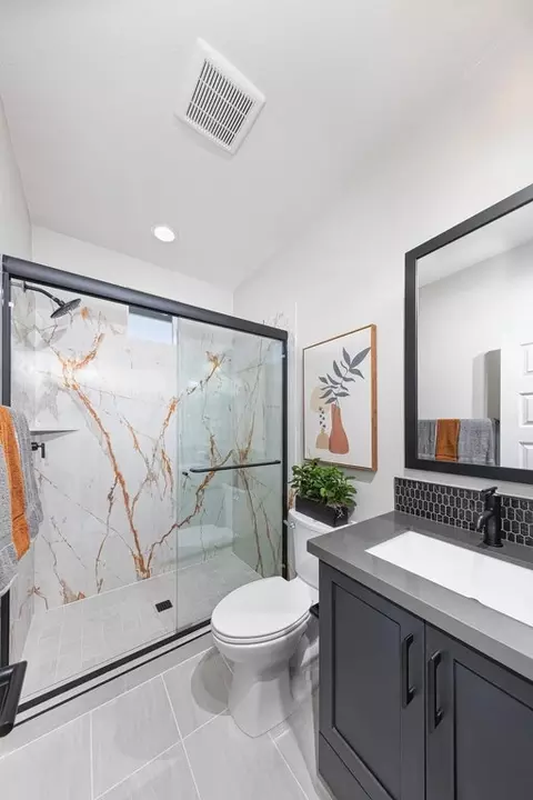 Bath - 301 Triangular Rd, San Marcos, CA 92078 photo 3 of 3