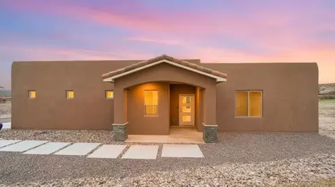 101 Clubhouse Rd, Elephant Butte, NM 87935