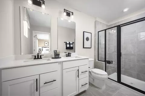 Bath - 407 Nellie Rd, Walhalla, SC 29691 photo 2 of 4