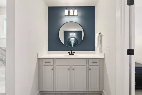 Bath - 263 Margot Manor Dr, Benson, NC 27504 photo 4 of 8