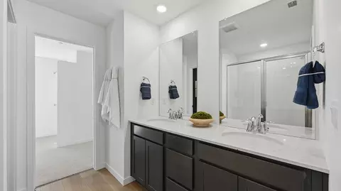 Bath - 6637 E 149th Ave, Thornton, CO 80602 photo 1 of 5