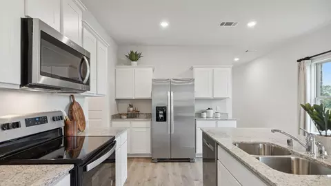 Kitchen - 107 Aston Way, Terrell, TX 75160 photo 1 of 7