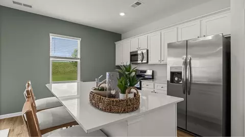 Kitchen - 302 River Birch Way, Warner Robins, GA 31093 photo 2 of 7