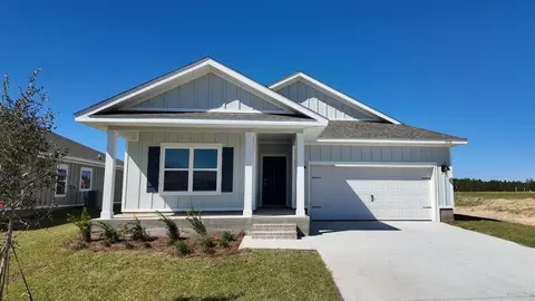 5336 Macarthur Dr, Crestview, FL 32539