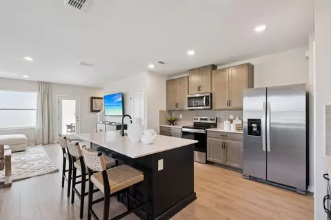 Kitchen - 5030 Orinoco Ln, Saint Cloud, FL 34771 photo 1 of 5