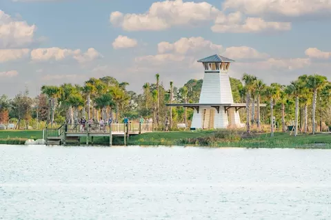 View/Area - 18332 Foxtail Lp, Venice, FL 34293 photo 3 of 9