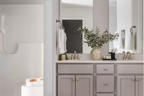 Bath - 1900 Montgomery Ave, Albemarle, NC 28001 photo 1 of 1