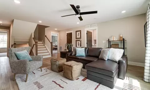 Living - 12700 Beaver Point Dr, Midlothian, VA 23112 photo 4 of 4