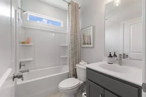 Bath - 12700 Beaver Point Dr, Midlothian, VA 23112 photo 12 of 15