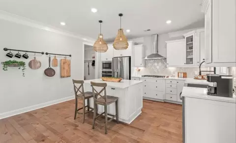 Kitchen - 12700 Beaver Point Dr, Midlothian, VA 23112 photo 8 of 11