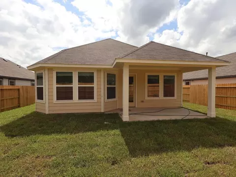 1033 Garnet Star Dr, La Marque, TX 77568