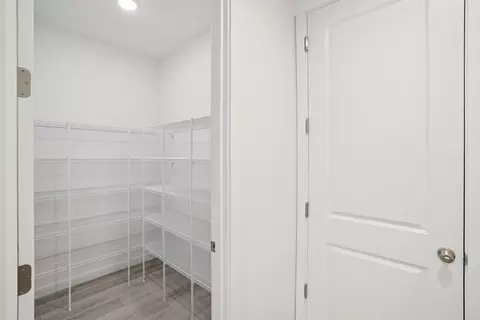 Entry Way - 173 Alder St, Eagle Point, OR 97524 photo 1 of 1