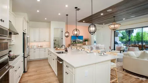 Kitchen - 1009 Tassleflower Trl, Saint Cloud, FL 34771 photo 4 of 54