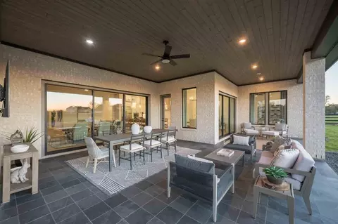 Exterior - 99 James Estates Dr, Fulshear, TX 77441 photo 9 of 13