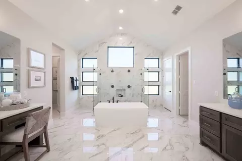 Bath - 99 James Estates Dr, Fulshear, TX 77441 photo 4 of 11