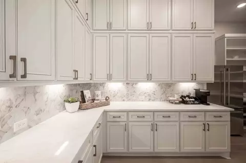 Kitchen - 99 James Estates Dr, Fulshear, TX 77441 photo 5 of 7