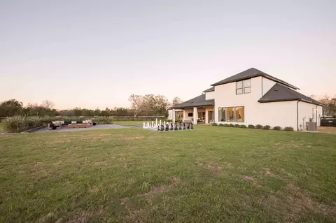 Exterior - 99 James Estates Dr, Fulshear, TX 77441 photo 13 of 13