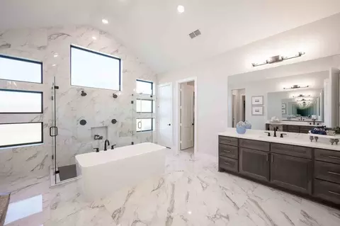 Bath - 99 James Estates Dr, Fulshear, TX 77441 photo 7 of 11