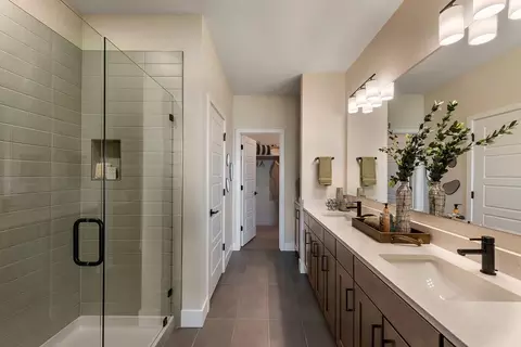 Bath - 6210 N Foxglove Way, Eagle, ID 83616 photo 1 of 1