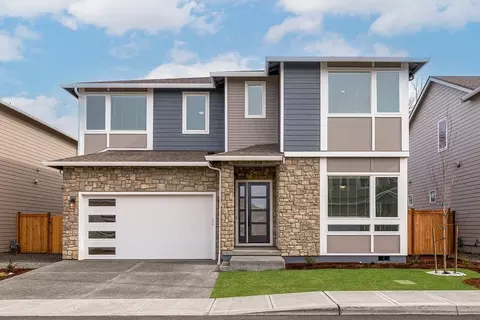15205 S E Copper Heights Way, Milwaukie, OR 97267