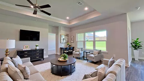 Living - 229 Canvasback Trl, Brandon, MS 39047 photo 4 of 5