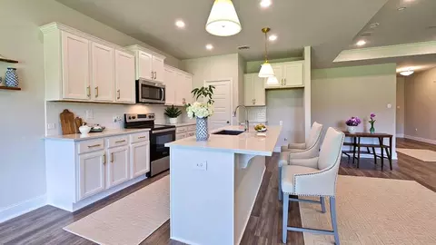 Kitchen - 229 Canvasback Trl, Brandon, MS 39047 photo 5 of 9