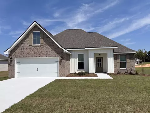 5904 Luckenbach Ln, Crestview, FL 32539