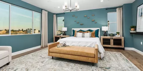 Bedroom - 294 N Vista Ave, Fowler, CA 93625 photo 4 of 7