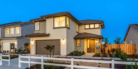 Exterior - 294 N Vista Ave, Fowler, CA 93625 photo 8 of 9