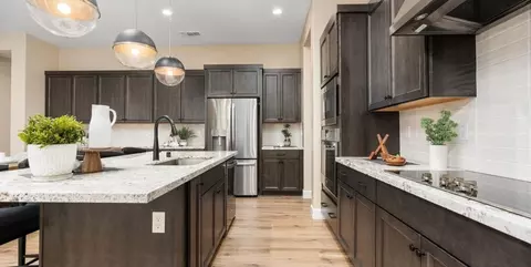 Kitchen - 294 N Vista Ave, Fowler, CA 93625 photo 2 of 4
