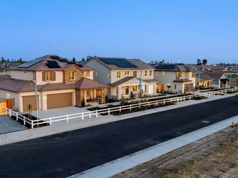 View/Area - 294 N Vista Ave, Fowler, CA 93625 photo 1 of 3