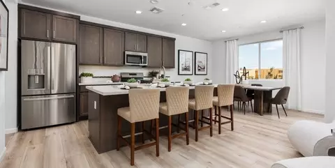Kitchen - 294 N Vista Ave, Fowler, CA 93625 photo 3 of 4