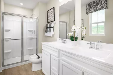 Bath - 823 Mcdade St, Monroe, NC 28112 photo 1 of 3