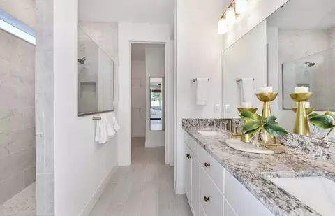 Bath - 3362 Yellow Leaf Cir, Spring Hill, FL 34609 photo 1 of 1