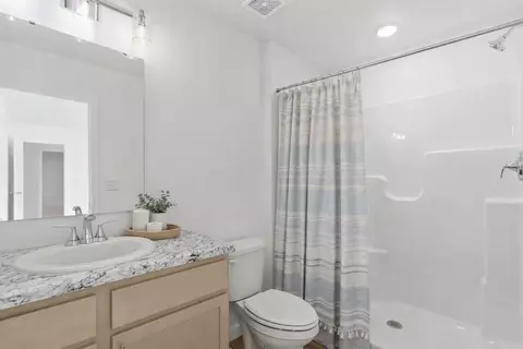 Bath - 879 S Orchard Way, Springfield, MO 65802 photo 1 of 4