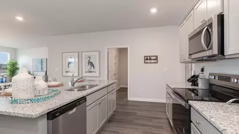 Kitchen - 241 Carver Willow Dr, Loris, SC 29569 photo 4 of 7